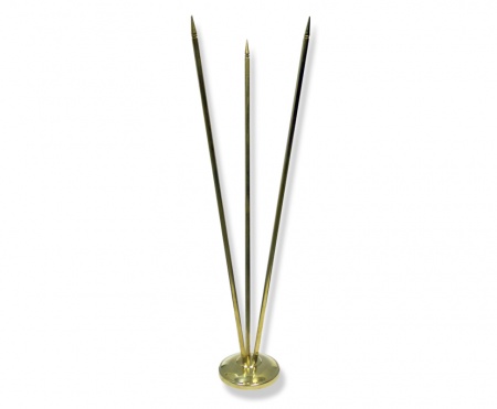 Подставка настольная для флажков (металл). 3 штока. Высота - 315 мм, основание - d=60мм. Метериал: металл. Цвет: серебро